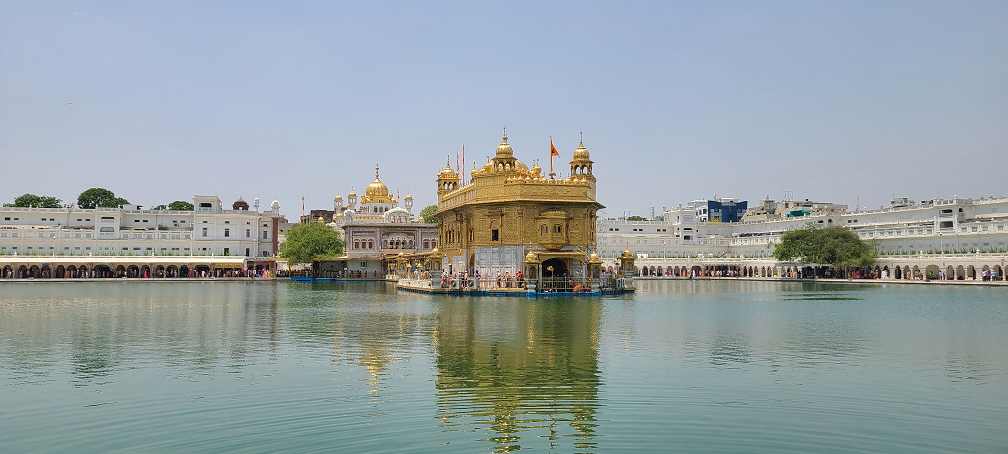 Golden Temple, Amritsar – Timeless Golden View