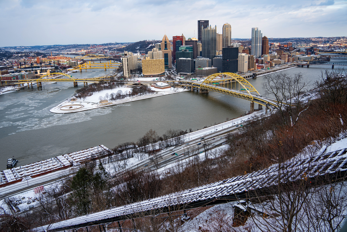 Pittsburgh Winter the Incline 2